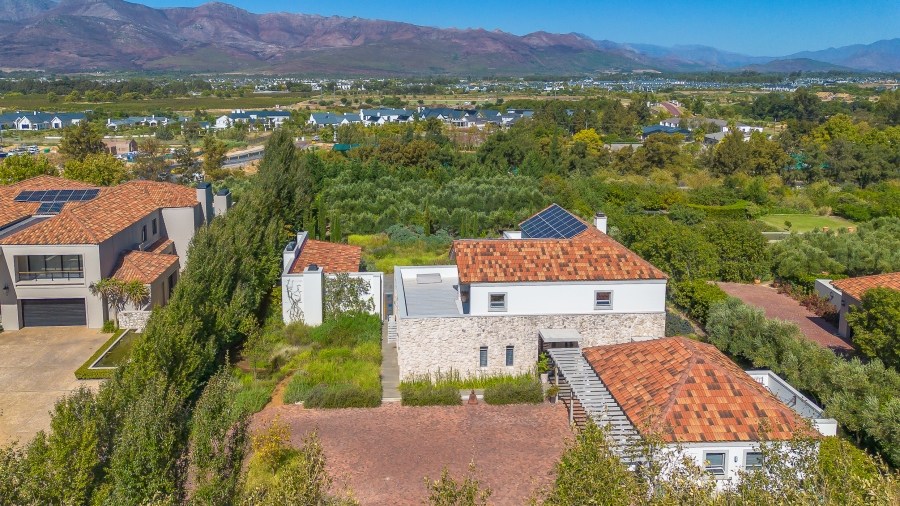 4 Bedroom Property for Sale in Winelands Western Cape